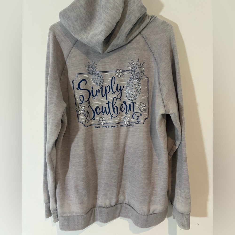 Simply Souther Women Medium Gray Blue Pineapple  Hoodie Pullover Summertime